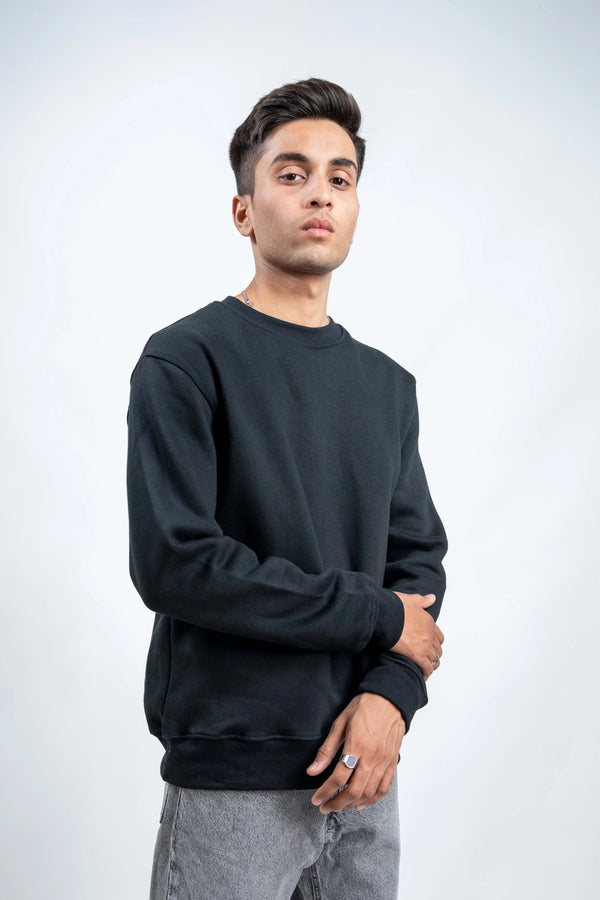 Black Regular-Fit Sweatshirt - ParadiseZone